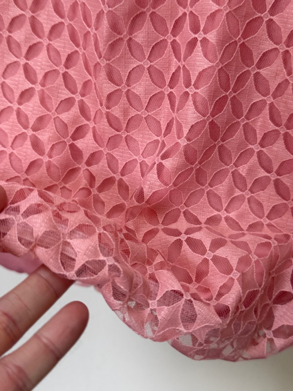 NWT Liz Claiborne Pink Lace Sleeveless Blouse Top Medium Feminine Chic - Picture 9 of 16